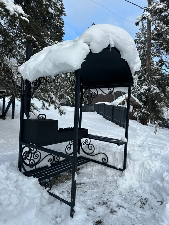 А-фрейм с видом на горы