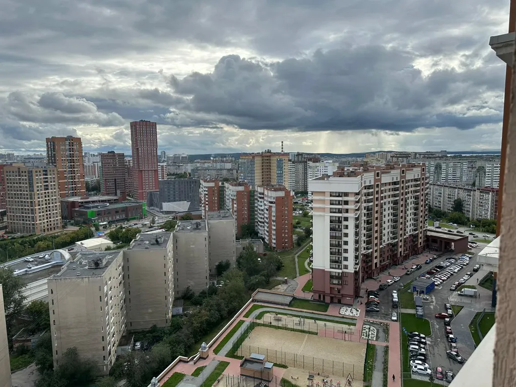 Квартира Квартира Евродвушка с великолепным видом на Макаровский мост — Екатеринбург