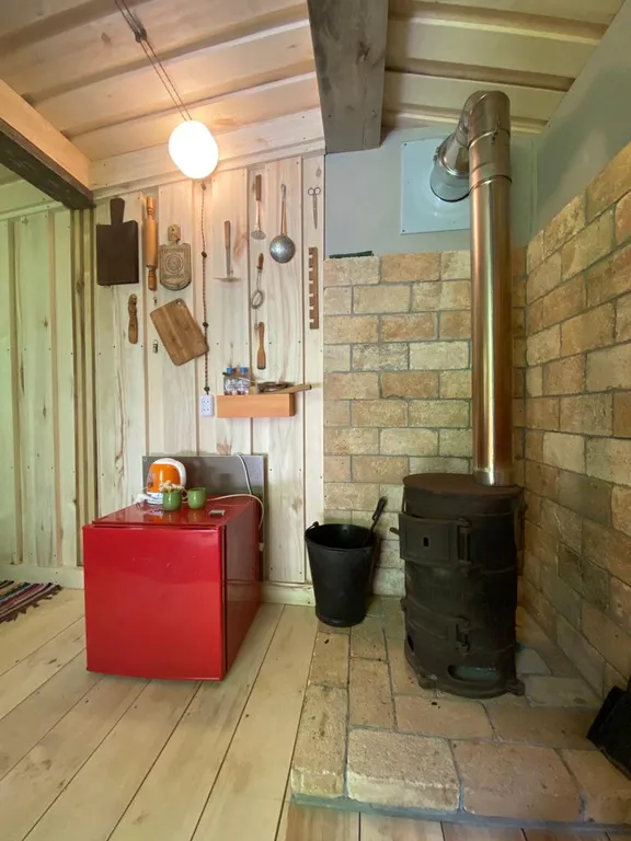 Глэмпинг с печкой-буржуйкой