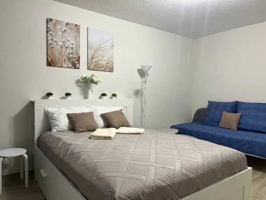 Аккуратная, стильная квартира на 2 этаже, близко к центру