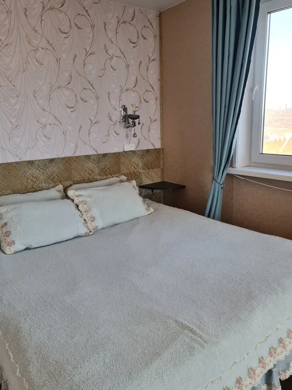 Дом Бархатная 1