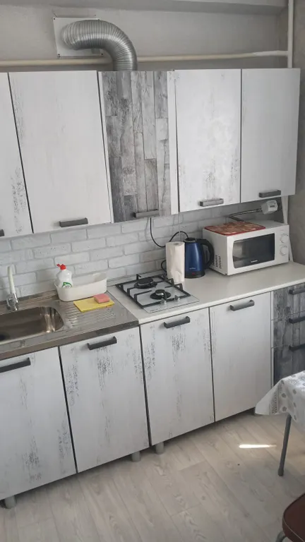 Двухкомнатная квартира с ремонтом на озере Баскунчак