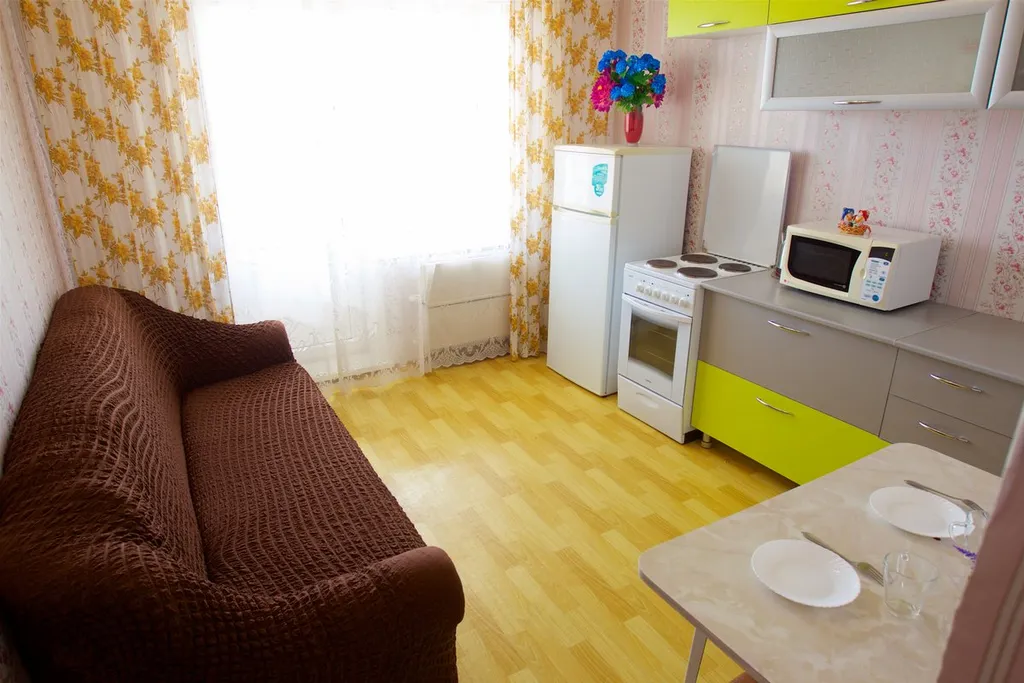 Квартира Квартира Просторная и уютная у ТРЦ Планета — Красноярск