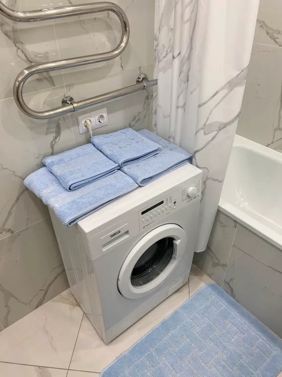 Новая стильная квартира напротив футбольного манежа