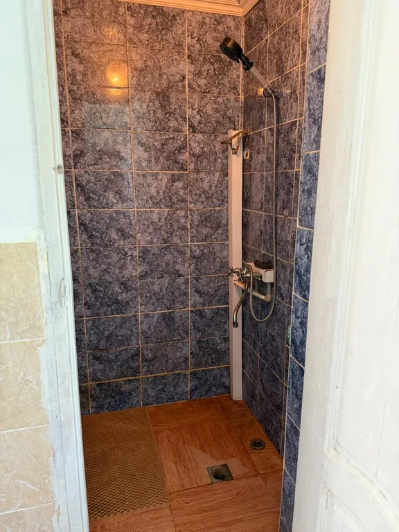 Gold vino 4х местный номер