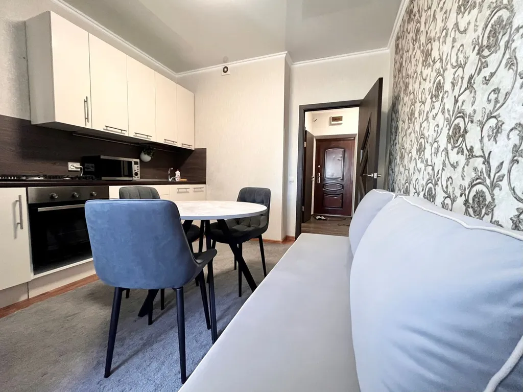 Апартаменты с видом на стадион в локации Парк Галицкого