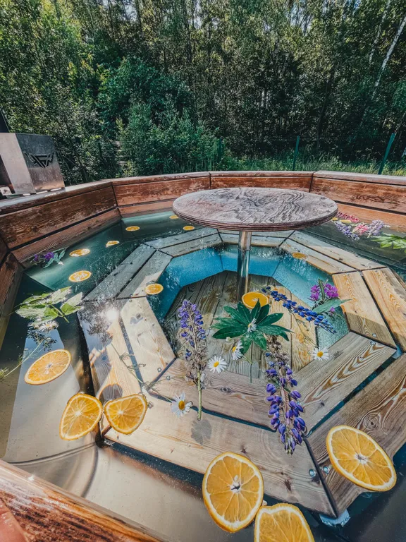 Дом в лесу с баней и чаном