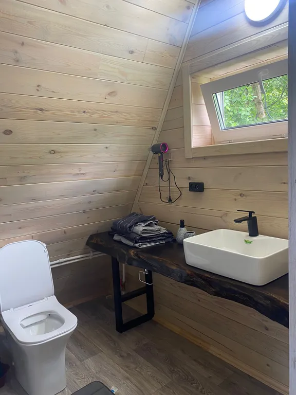 Стильный новый a-frame домик