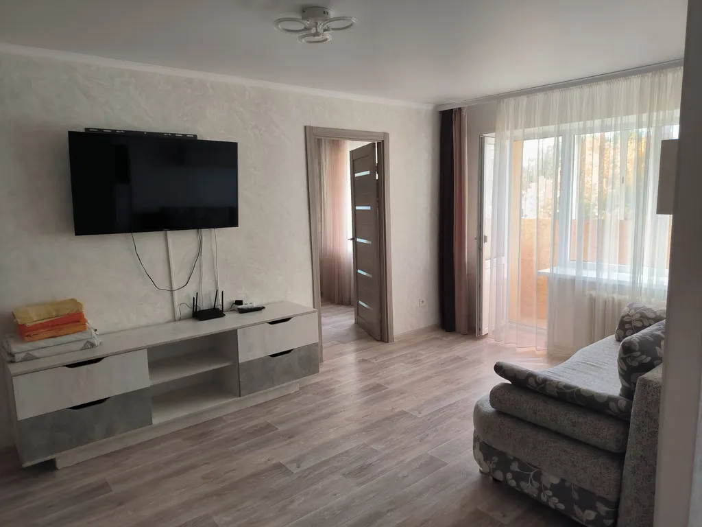 Уютная квартира в центре — аренда посуточно в Альметьевск