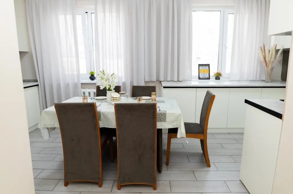 Красивая квартира с видом на горы