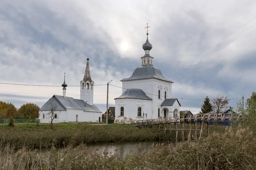 Монастырская изба