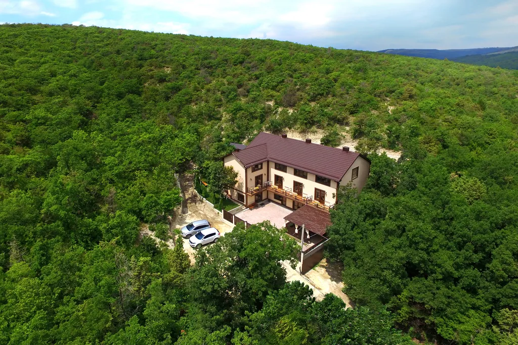 Комната, Сукко