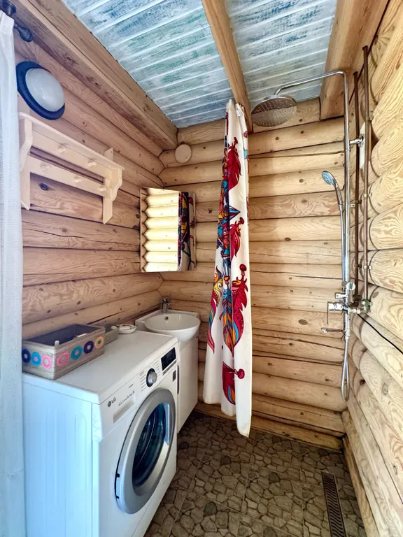 Домик с баней Азазель в лесу