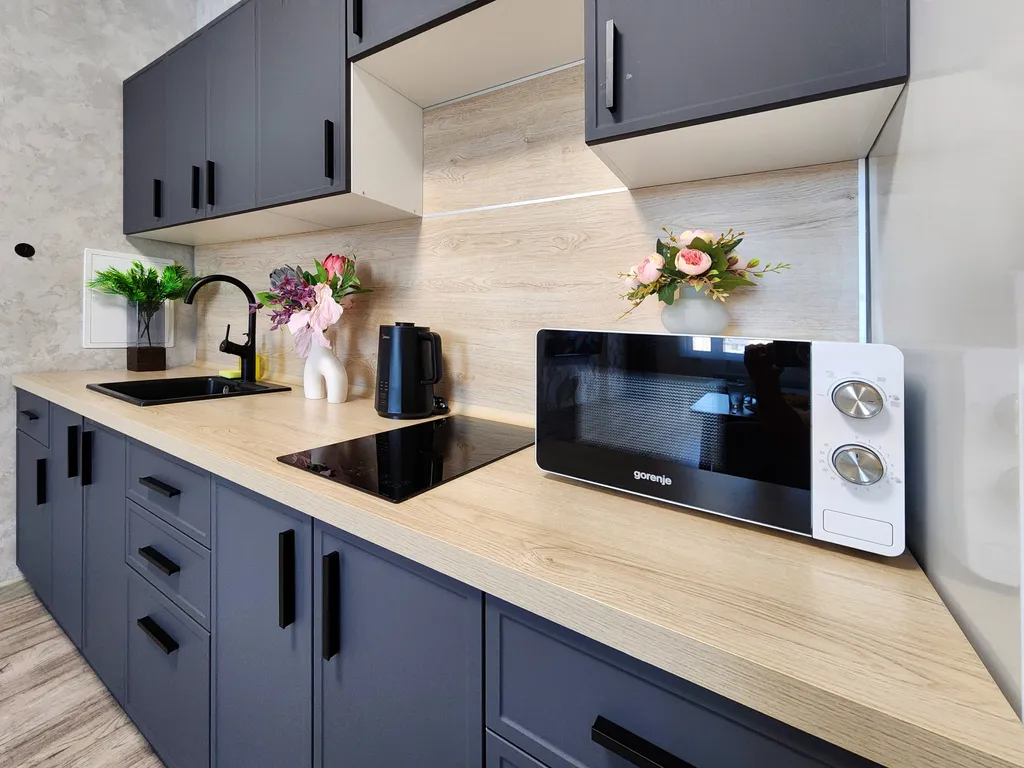 3-комнатная на Взлетке возле ТРЦ Планета