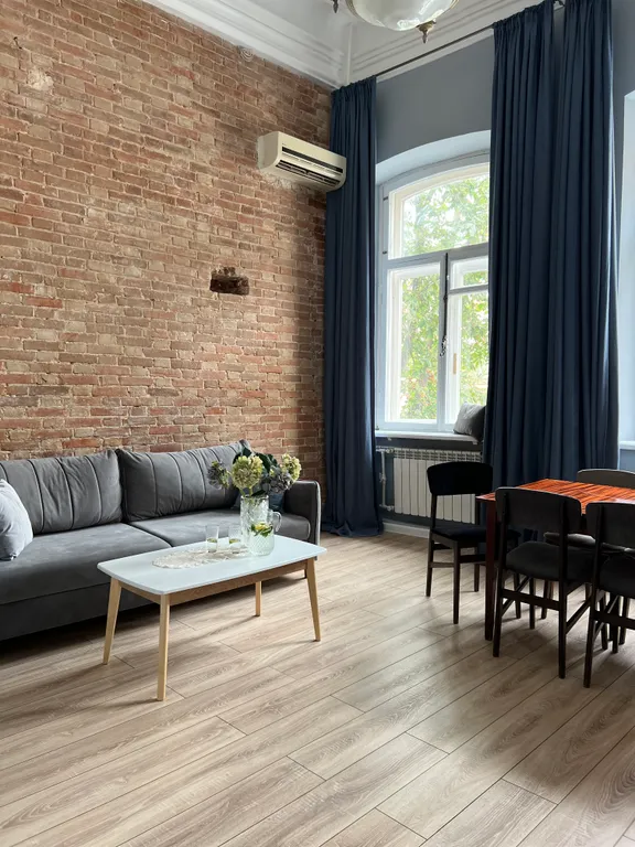 4-комнатная квартира в историческом центре