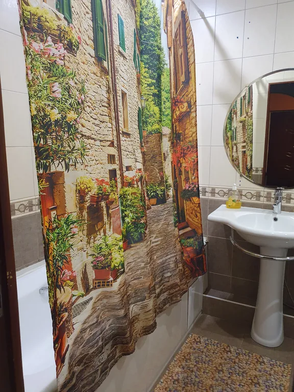 Трехкомнатная квартира в центре