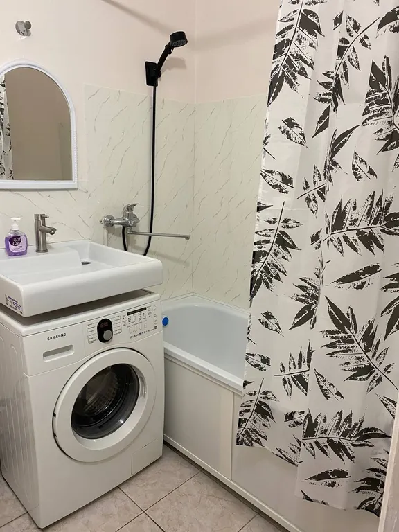 1-комнатная квартира в шаговой доступности от памятника Славы