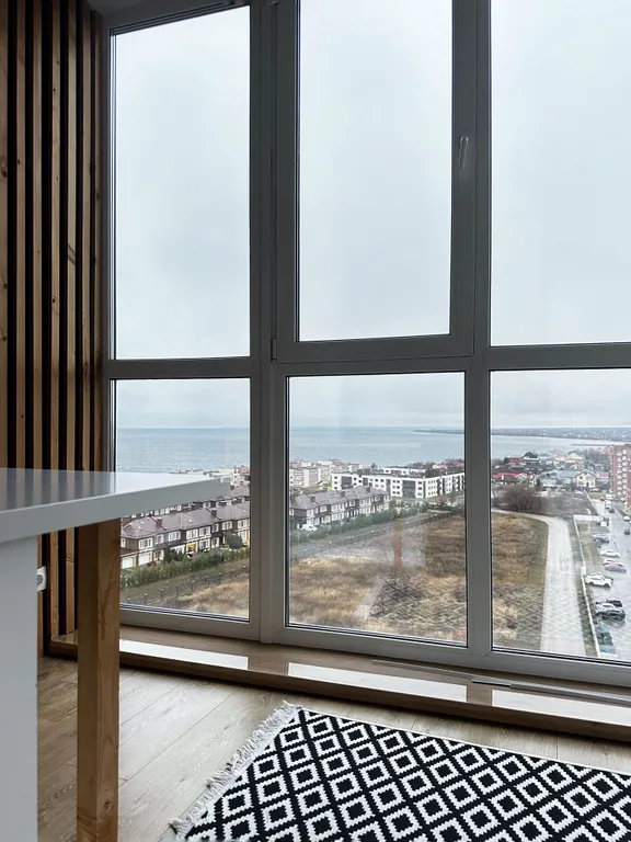 Студия на Новой Набережной с панорамным видом на Волгу