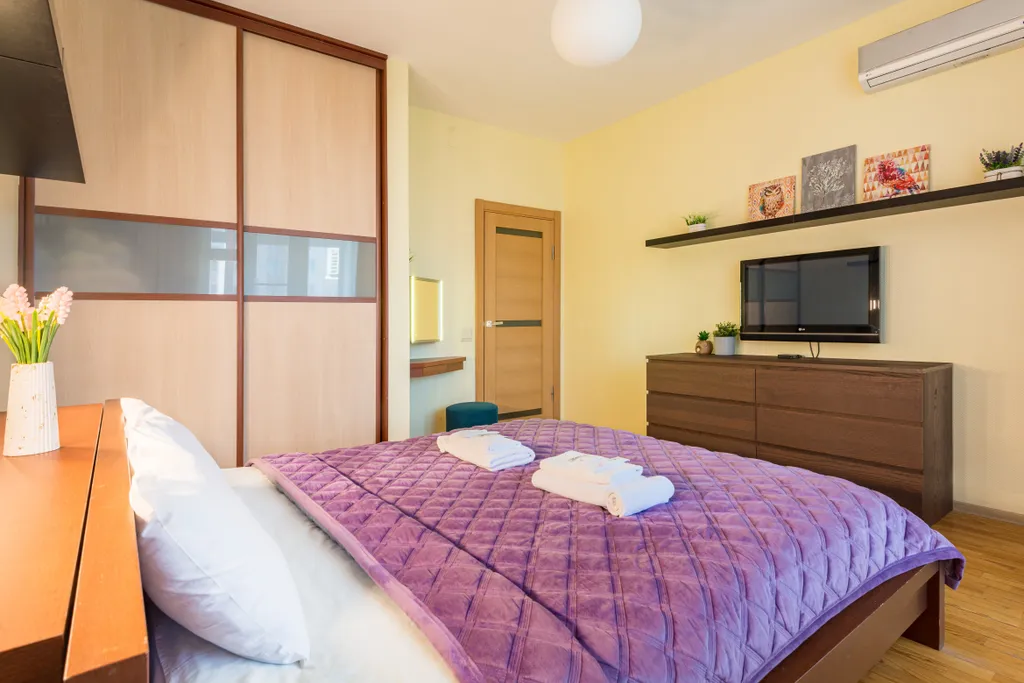 Просторная квартира с 3 кондиционерами у Волги