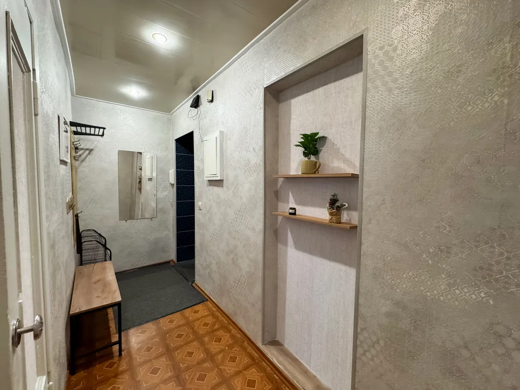 Квартира 2‑комн. квартира в центре Мурманска на ул. Коминтерна, 22 — Мурманск