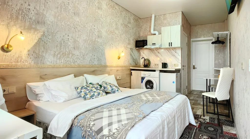 Уютная студия с балконом, отоплением, кухней, стиралкой, беседкой, парковкой