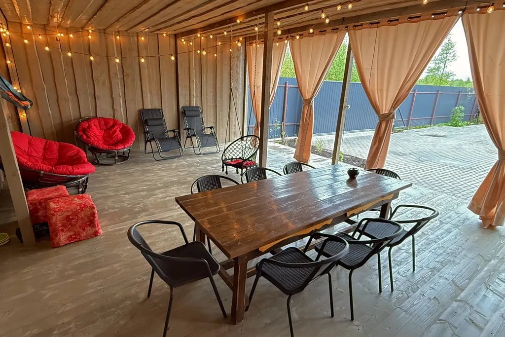 Касл руж - дом у Павловского парка