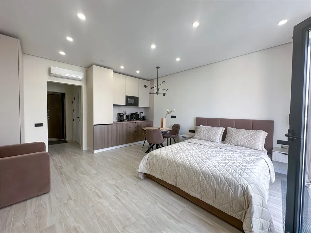 Дизайнерская студия Ls-Lux Sunny Mood с видом на море и горы