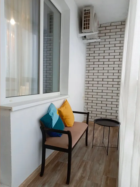 Уютная студия в современном районе