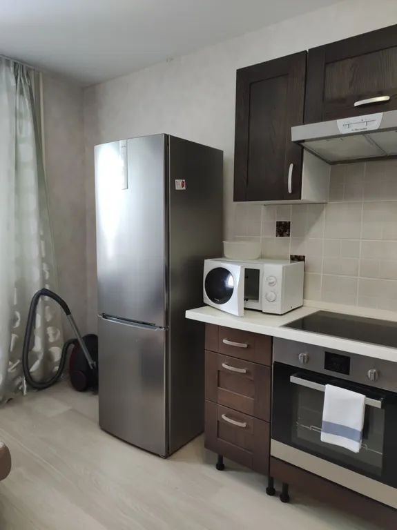 Евродвушка у метро вид на город с 26 этажа