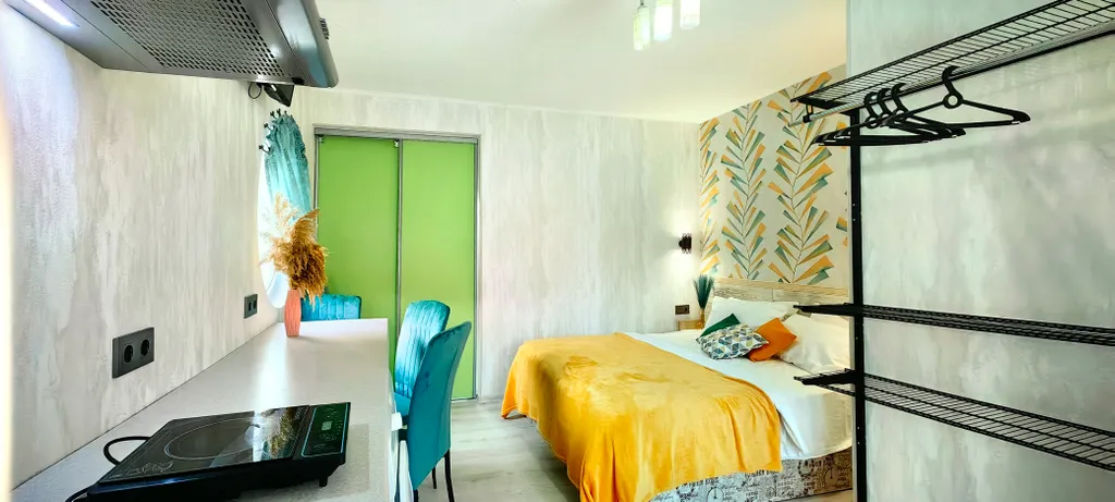 Квартира Квартира Двухкомнатный с кухней, стиралкой, балконом, кондиционером — Судак