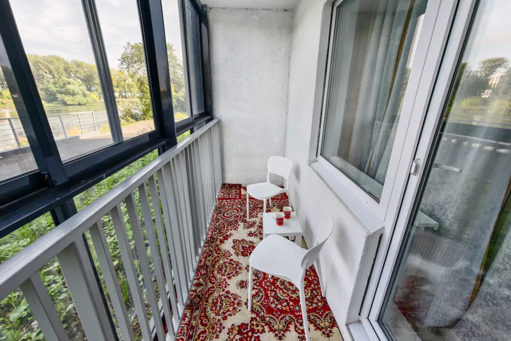 Уютная квартира в центре города с видом на речку