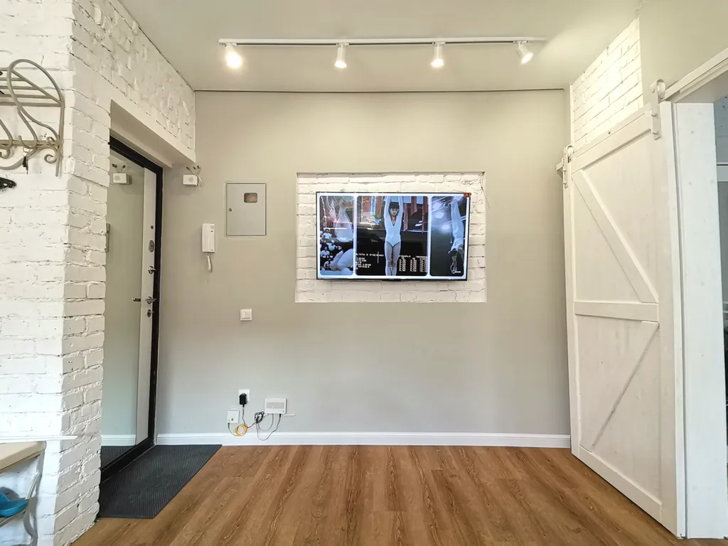 Квартира в центре в белом лофте