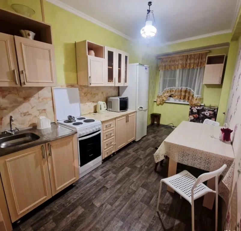 Уютная 4х комнатная квартира в центре — аренда посуточно в Пицунда