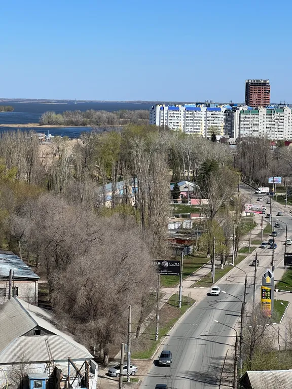 Уютная квартира возле центрального пляжа реки Волга