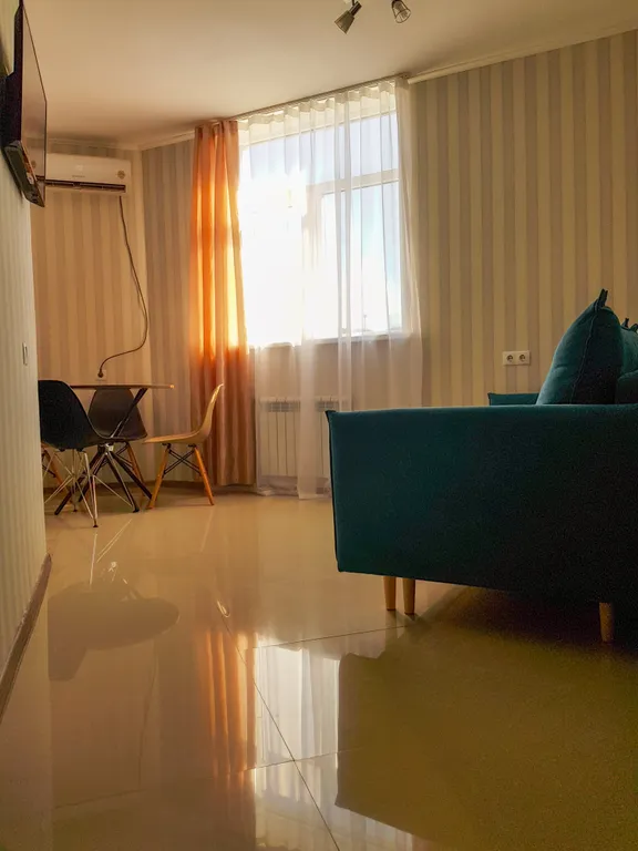 Квартира Уютная квартира недалеко от центра города с видом на горы и лес — Раздольное