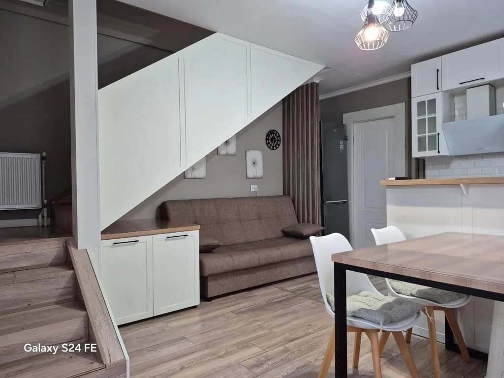 Дом с видом на море и Генуэзскую крепость