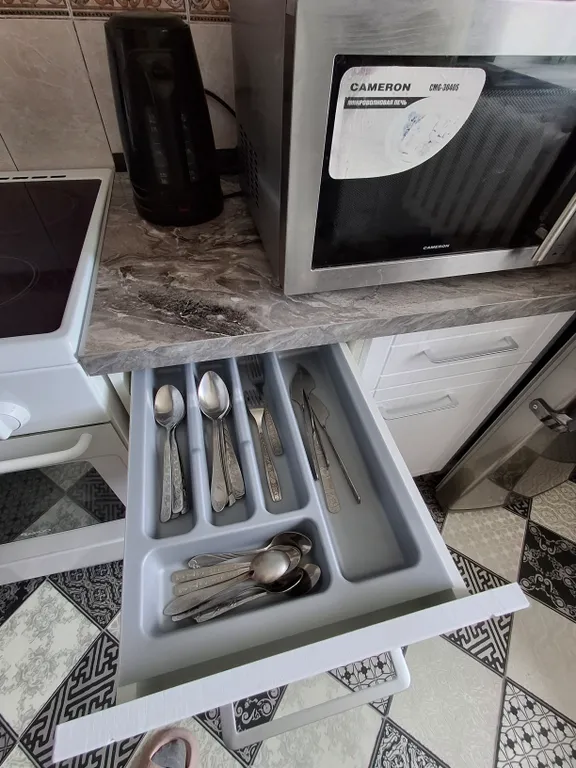 Уютная просторная квартира в центре города с видом на озеро и горы