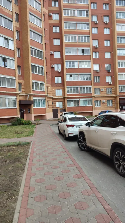 Центр города, новый дом