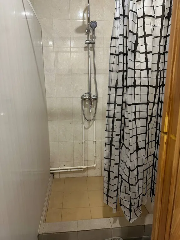 Большой 2х этажный  вместительный дом 270кв.м