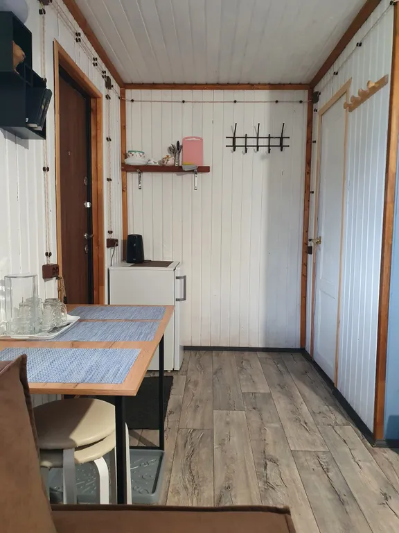 Домик с терассой и красивым видом на горы