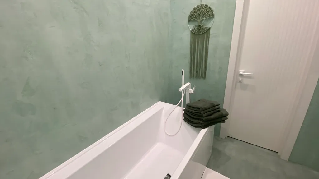 Двухкомнатная квартира с дизайнерским решением