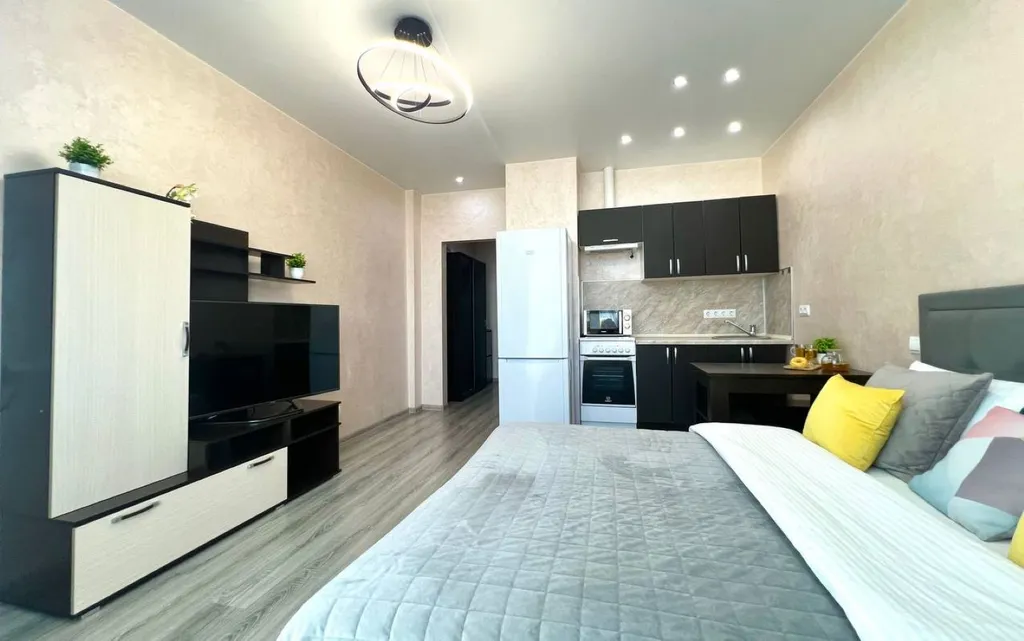 Красотка Бриз в центре на Броско с потрясающим видом на Амур