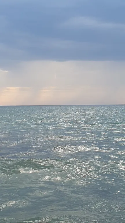 Домик на море, в этом году открыты 2 пляжа