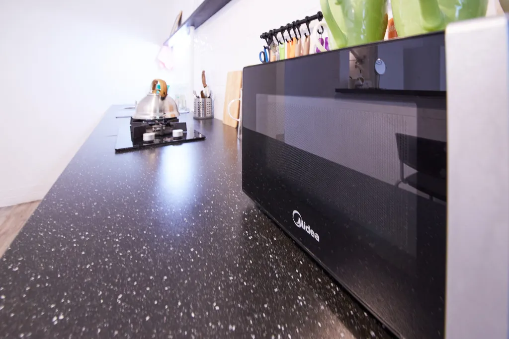 Просторный крутой апартамент с панорамными окнами