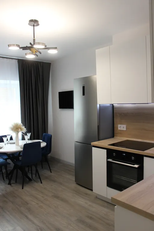 Современная, просторная квартира