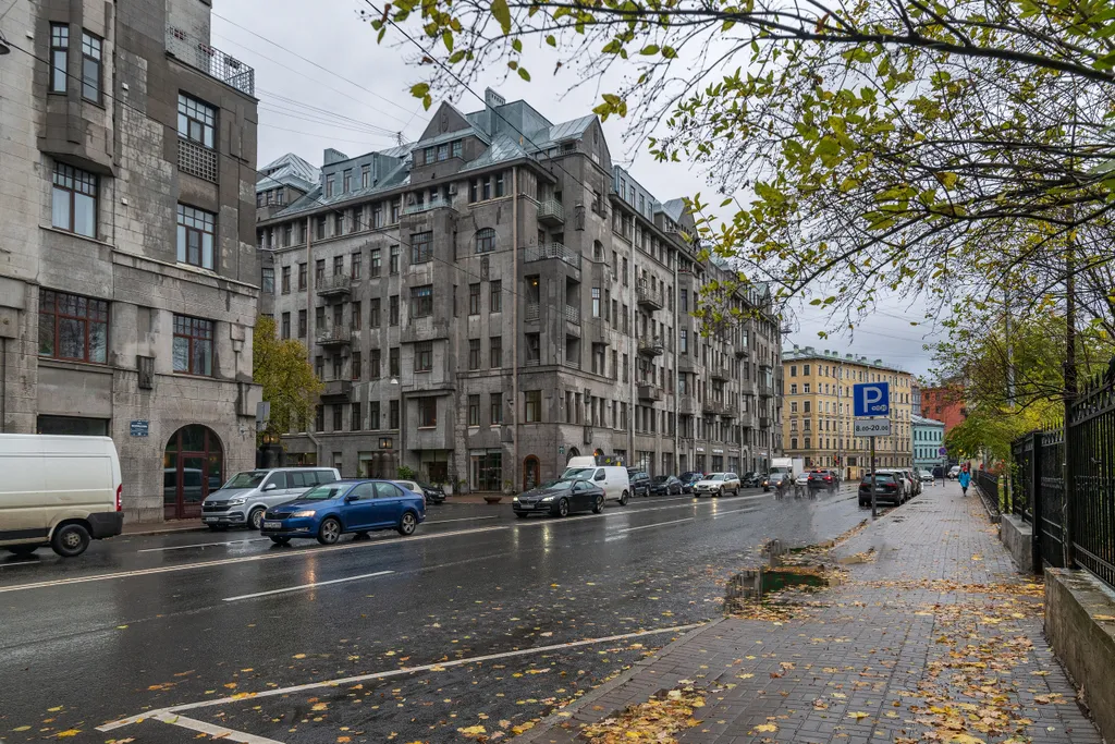 Светлая и просторная квартира около центра Логопрогноз