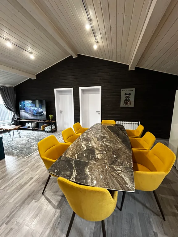 Дом с чаном и баней возле горнолыжки Сорочаны