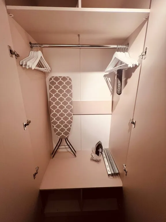 Новый стильный дом с купелью и сауной