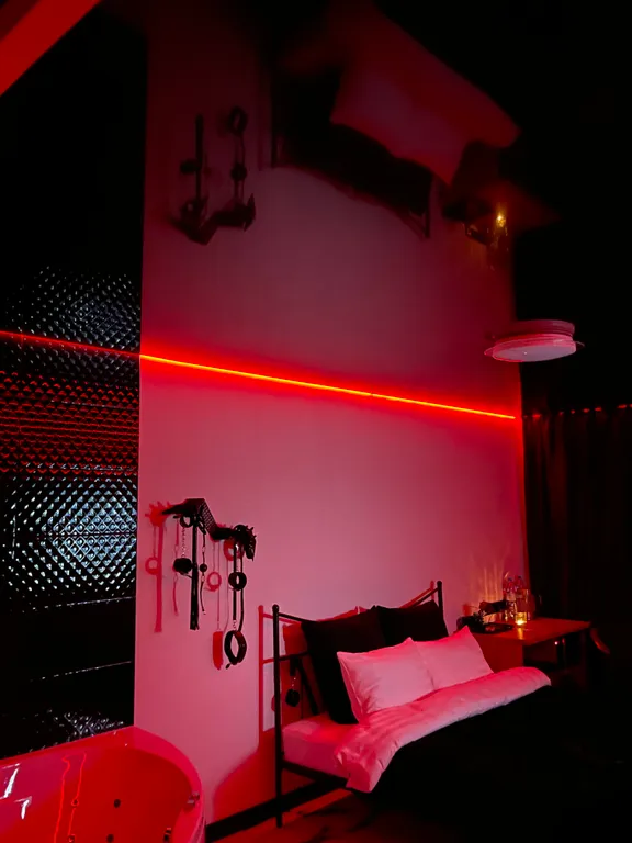 Апартамент для свиданий с джакузи