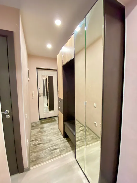 Апартаменты с 3 изолированными комнатами в центре, рядом Воркутауголь